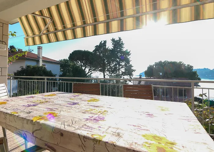 3 Bedroom Stunning In Apartman Póla