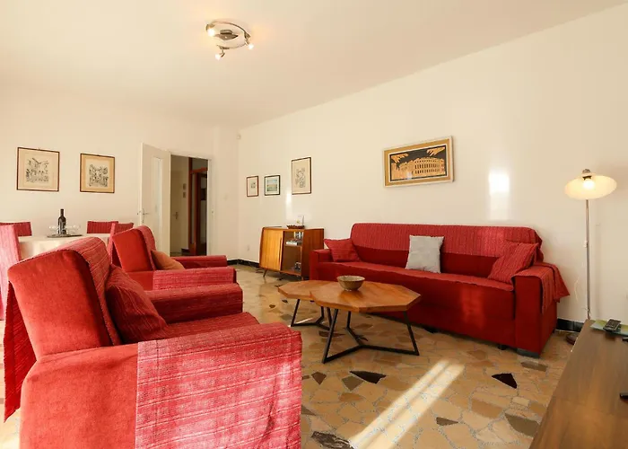 3 Bedroom Stunning In Apartman Póla