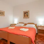 3 Bedroom Stunning In *