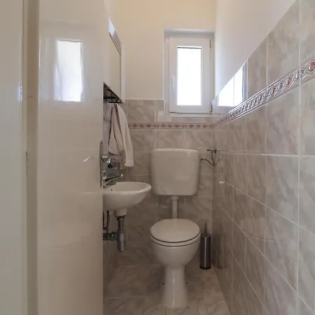 Stunning Apartment In Pula With Wifi Apartamento Pula