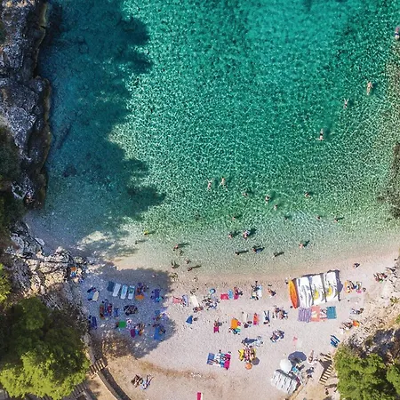 Apartamento Stunning Apartment In Pula With Wifi *