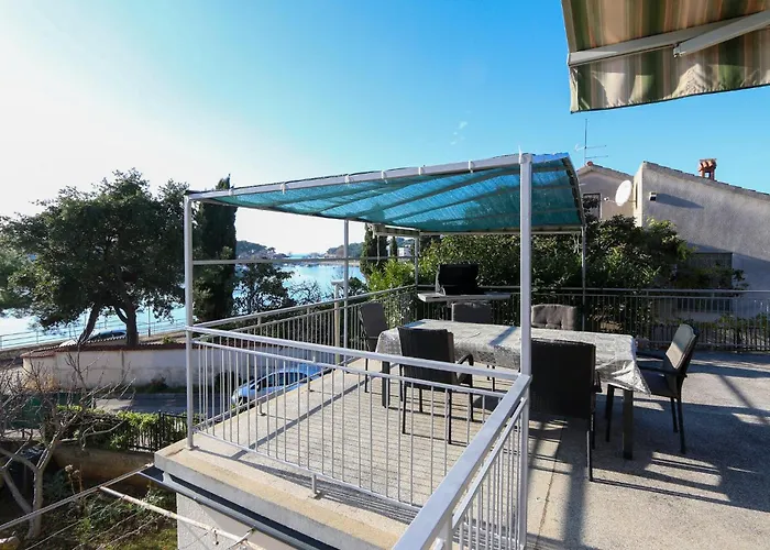 3 Bedroom Stunning In Appartement