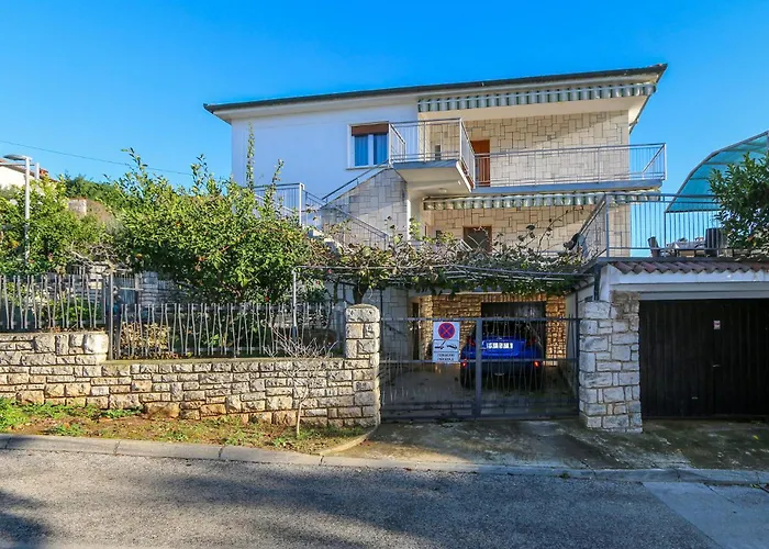 3 Bedroom Stunning In Apartmán *