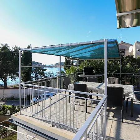 Amazing In With Wifi Apartment